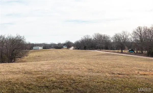 47 Mount Zion RD, Tuscumbia, MO 65082