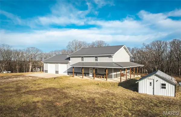 47 Mount Zion RD, Tuscumbia, MO 65082