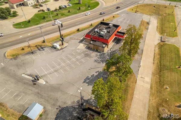 1105 S Main ST, Sikeston, MO 63801