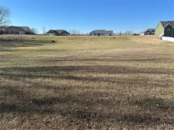 304 Victorian DR, Steeleville, IL 62288