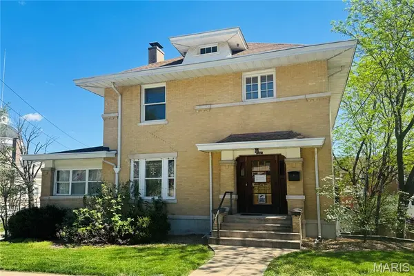 1001 Center ST, Hannibal, MO 63401