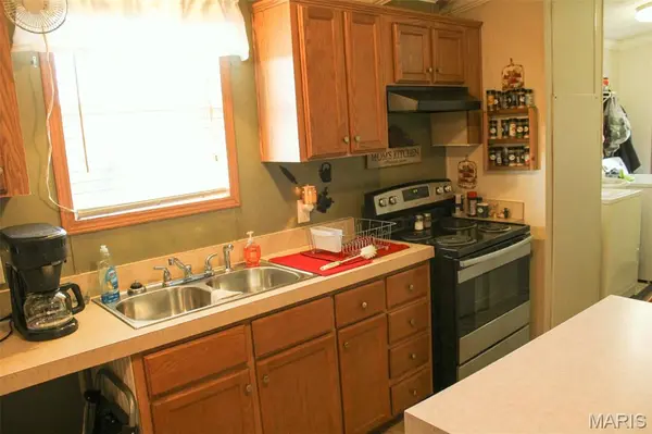 404 Garden ST, Cahokia, IL 62206