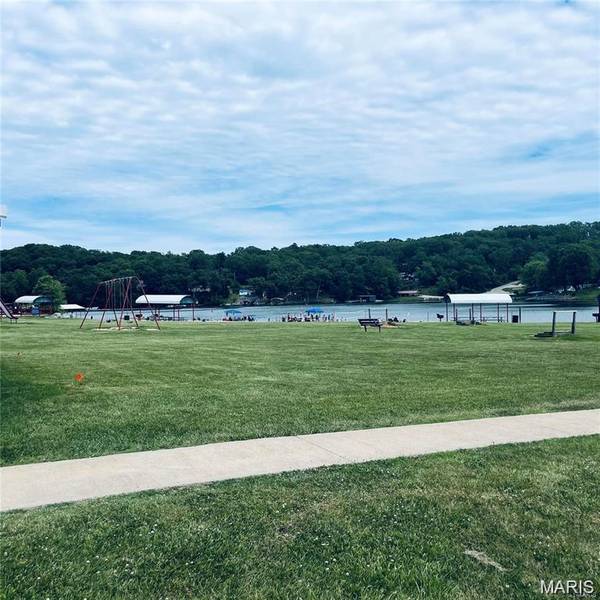 8875 Victoria LN, French Village, MO 63036