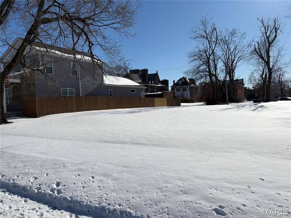 4318 Evans AVE, St Louis, MO 63113