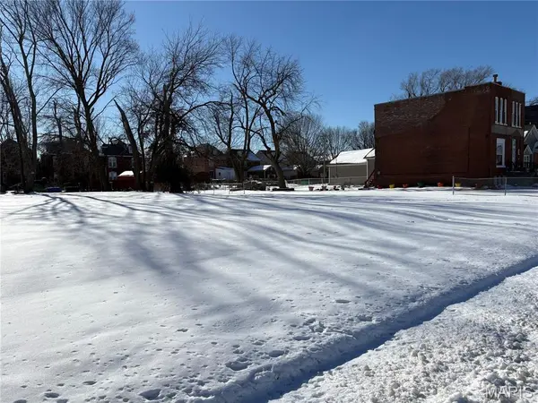 4318 Evans AVE, St Louis, MO 63113