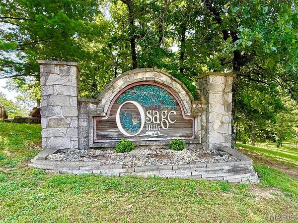 168 Cherokee CT, Pacific, MO 63069