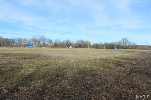 00 Highway 40 61 #61, Wentzville, MO 63385