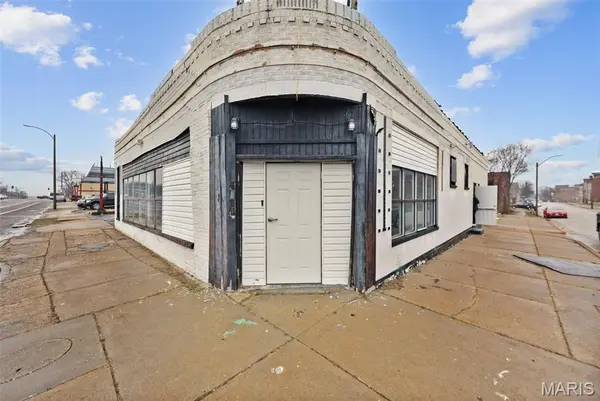 2600 N Florissant AVE, St Louis, MO 63106