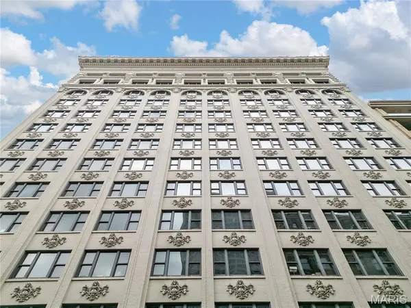 915 Olive ST, St Louis, MO 63101