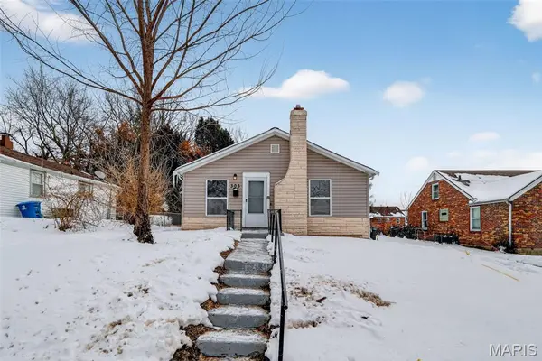 308 Superior DR, St Louis, MO 63135