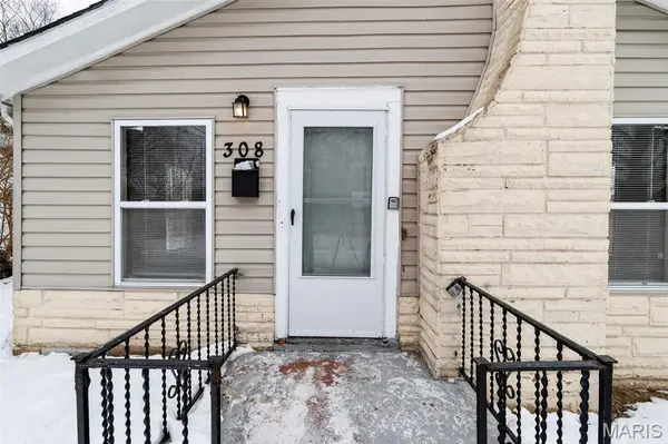 308 Superior DR, St Louis, MO 63135
