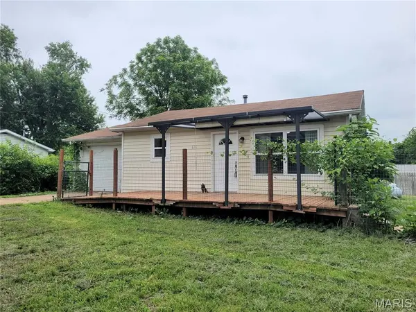 676 Lynn LN, Lonedell, MO 63060
