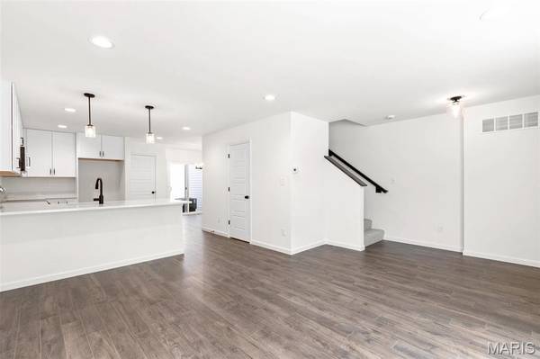 308 Fall Harvest Pkwy, O'fallon, MO 63385