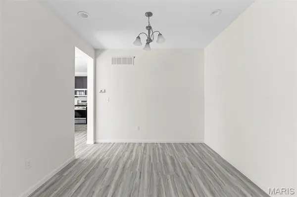 537 Evening Primrose DR, Wentzville, MO 63385