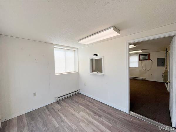 655 E Springfield RD #105, Sullivan, MO 63080