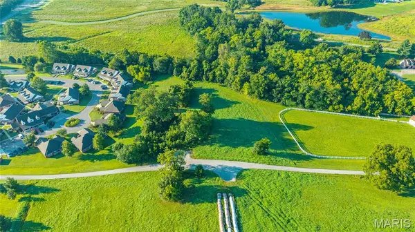 235 Deer Creek RD, Cape Girardeau, MO 63701
