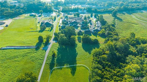 235 Deer Creek RD, Cape Girardeau, MO 63701