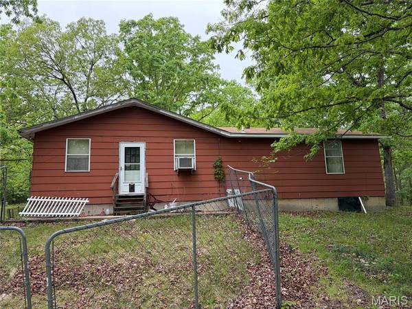 4462 N Virginia Mines RD, St Clair, MO 63077