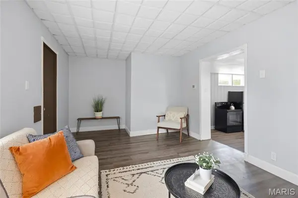 6540 McCune AVE, St Louis, MO 63139