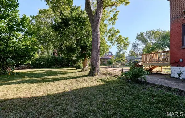 6063 Clemens AVE, St Louis, MO 63112