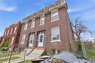 3125 Clay AVE, St Louis, MO 63115