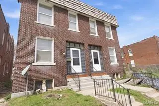 3125 Clay AVE, St Louis, MO 63115