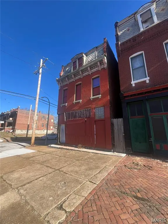3500 S Jefferson AVE, St Louis, MO 63118