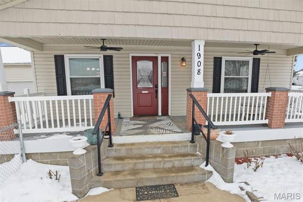 1908 Ridge AVE, Greenville, IL 62246