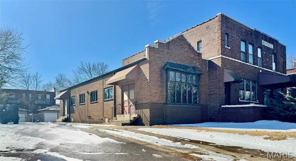 1926 Allen, St Louis, MO 63104