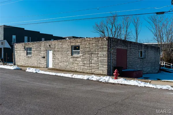 605 E Main AVE, Cuba, MO 65453