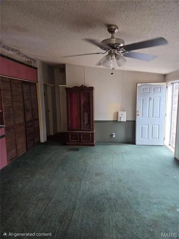 300 Casey RD, Farmington, MO 63640
