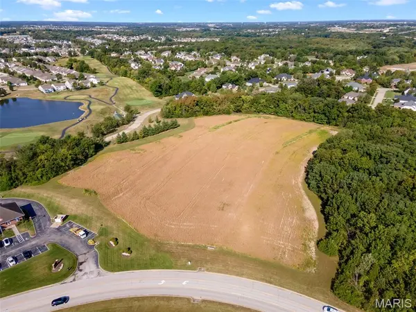 Lot 7 Hawk Ridge CIR, Lake St Louis, MO 63367