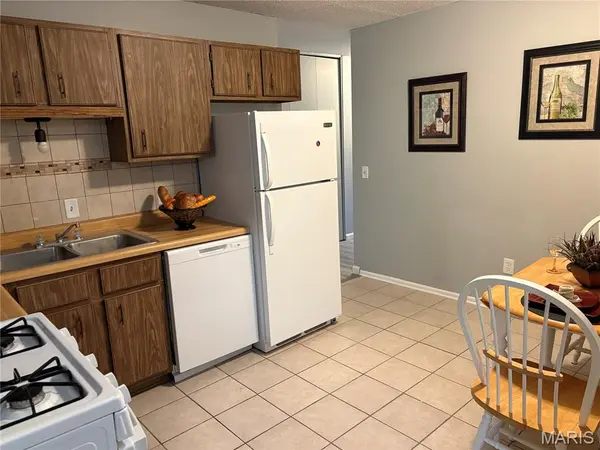 11428 Surf Side DR, Spanish Lake, MO 63138