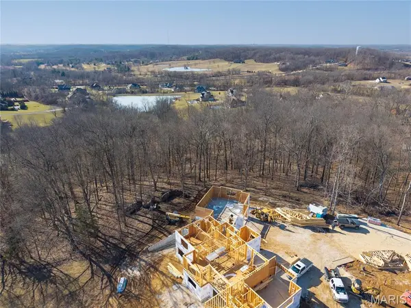 Lot 8 Heritage Farm LN, Jackson, MO 63755