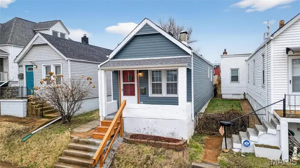 4338 Humphrey ST, St Louis, MO 63116
