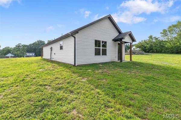 881 Scott ST, Scott City, MO 63780