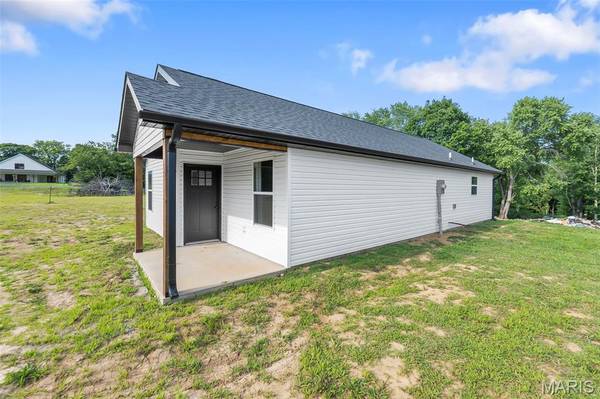 881 Scott ST, Scott City, MO 63780