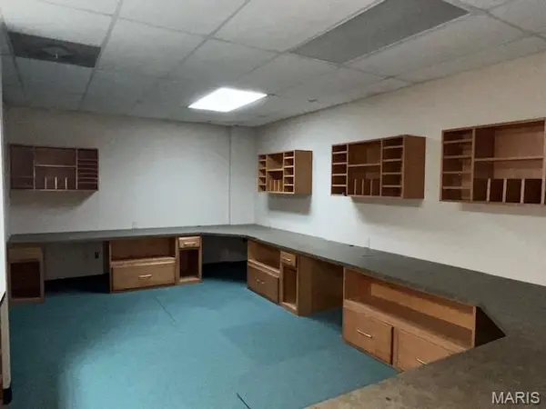 4053 N Saint Peters Pkwy #4053C-2, St Peters, MO 63304
