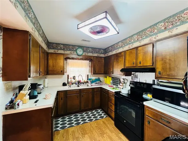 12040 County Road 267A, Puxico, MO 63960