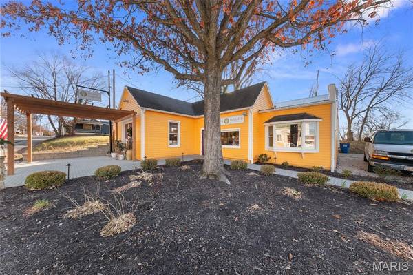 5558 Walnut ST, Augusta, MO 63332