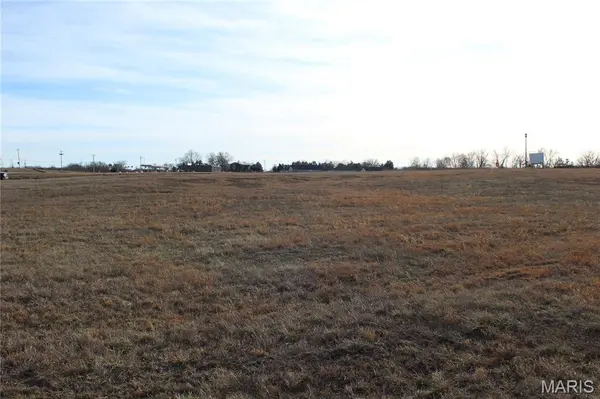 2 Brune Business Park CT, Warrenton, MO 63383