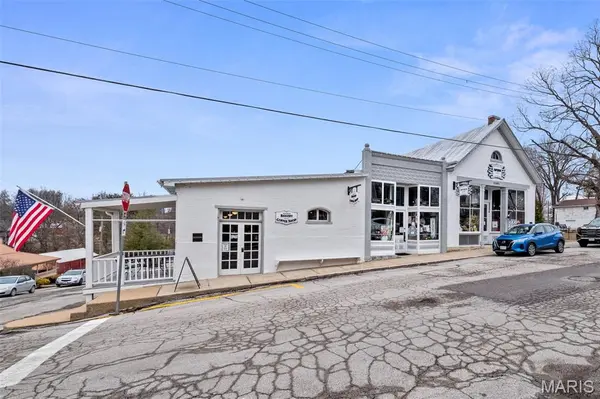 5595 Walnut and .21 Acre lot on Jackson ST, Augusta, MO 63332