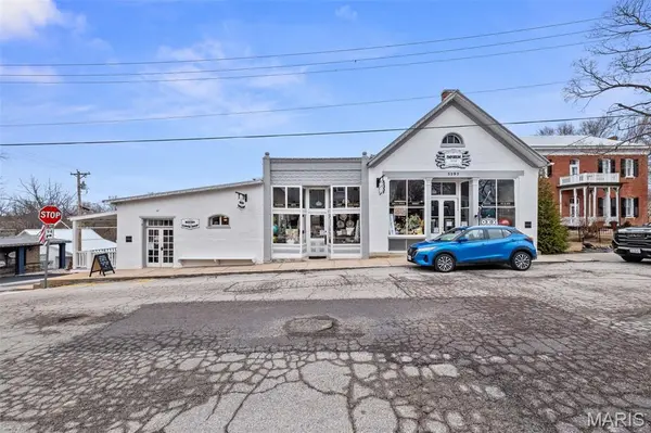 5595 Walnut and .21 Acre lot on Jackson ST, Augusta, MO 63332