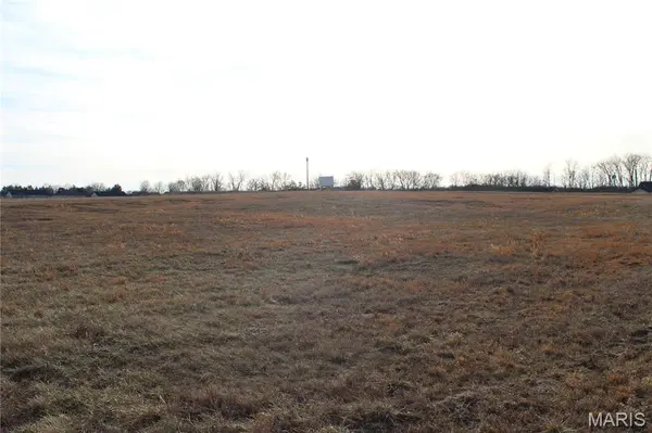 2 Brune Business Park CT, Warrenton, MO 63383