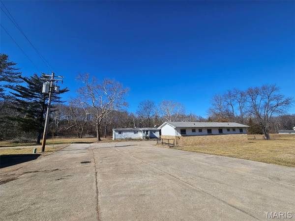 9637 Old State Route 21, Hillsboro, MO 63050