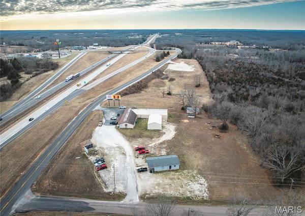 363 Doolittle Outer RD, Rolla, MO 65401