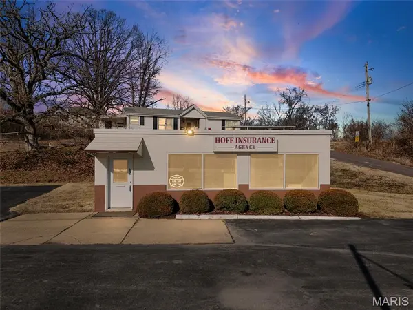 245 S Commercial AVE, St Clair, MO 63077