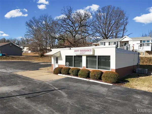 245 S Commercial AVE, St Clair, MO 63077