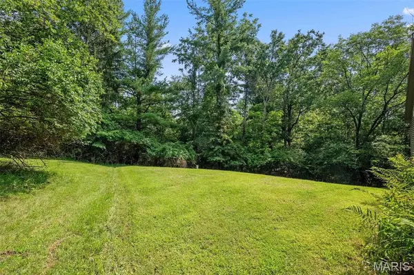 19037 Foxrun Hollow LN, Wildwood, MO 63069