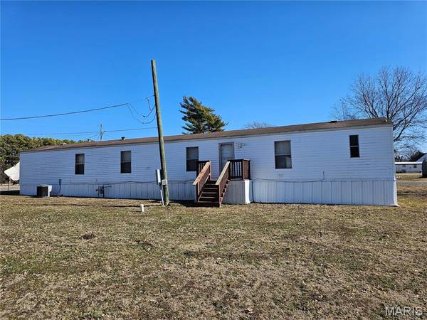 714 E Feifer ST, Sparta, IL 62286